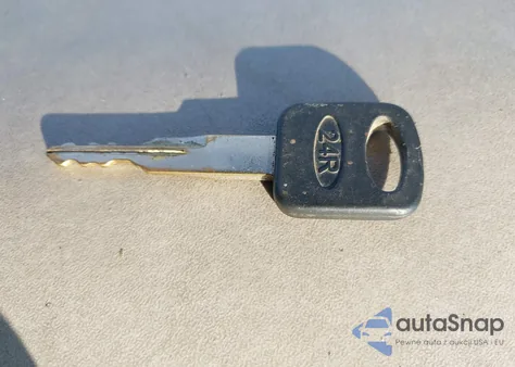 2001 Ford F-350 из США, поврежденный, VIN 1FTWW32F51ED82557